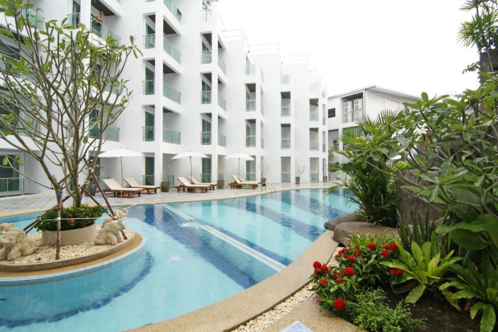 Dragon Beach Resort Jomtien Pattaya Esterno foto