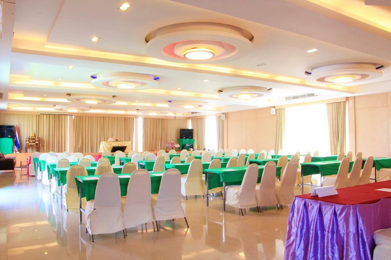 Dragon Beach Resort Jomtien Pattaya Esterno foto