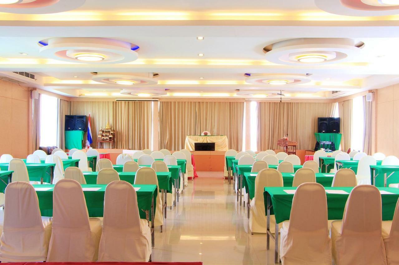 Dragon Beach Resort Jomtien Pattaya Esterno foto
