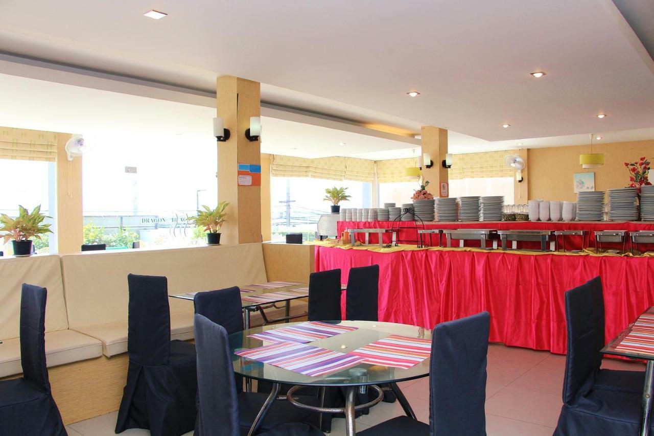 Dragon Beach Resort Jomtien Pattaya Esterno foto