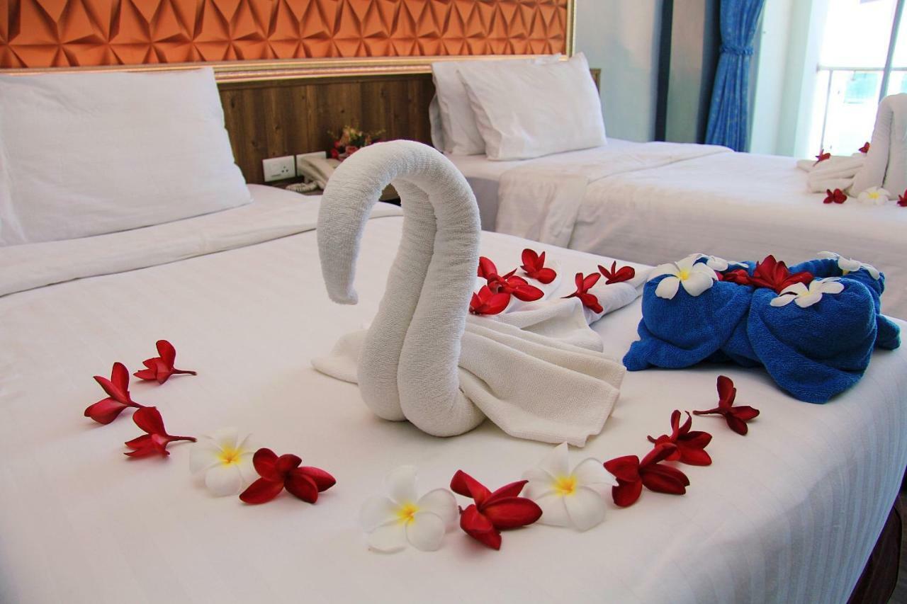 Dragon Beach Resort Jomtien Pattaya Esterno foto