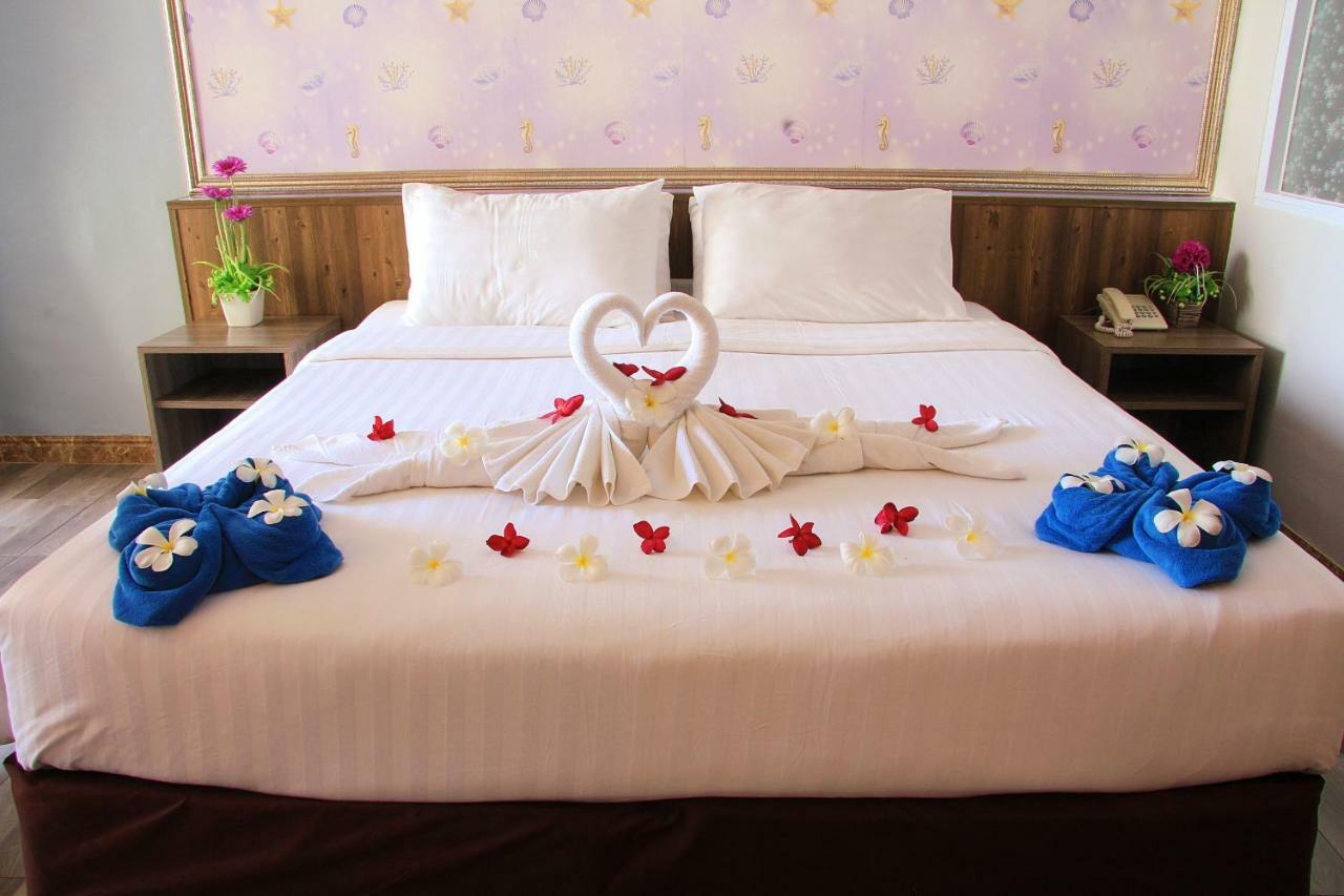 Dragon Beach Resort Jomtien Pattaya Esterno foto